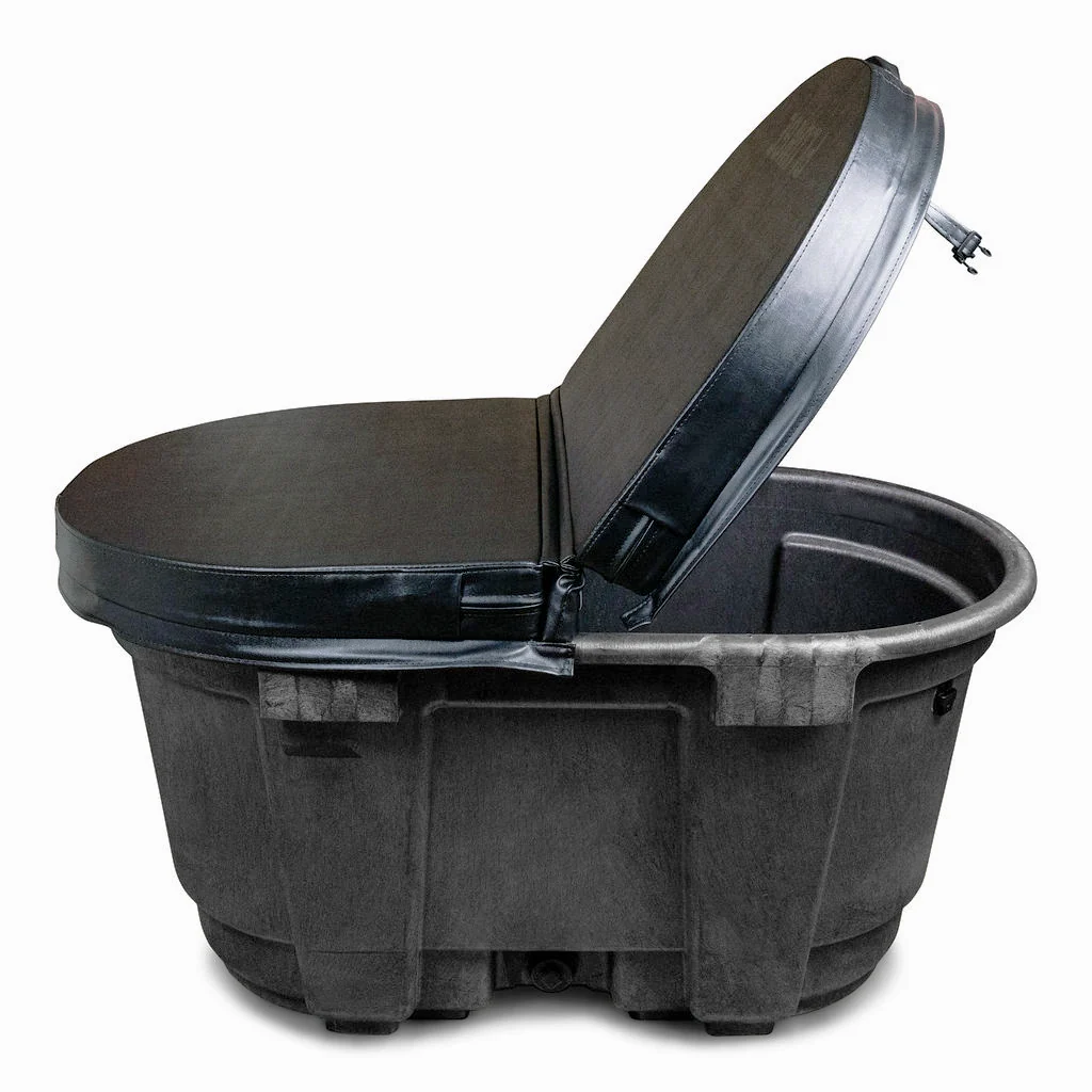 Insulated Stock Tank Cover - 150 Gallon - Black - Image 5